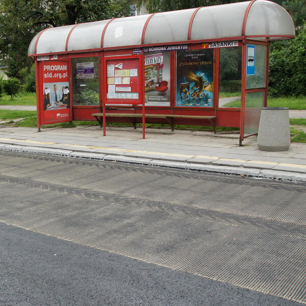 Exempel: Installation i närheten av busshållplatser