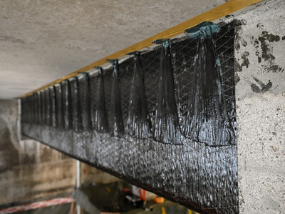 Alla förankringar är perfekt installerade och redo för det översta lagret.