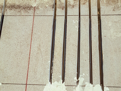 En närbild av de limmade laminaten (NSM). Bild: Simpson Strong-Tie