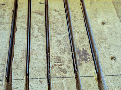 Spåren gjordes bredare i området med överlappningar. Bild: Simpson Strong-Tie